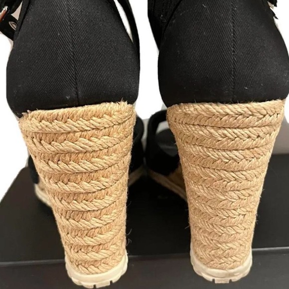 Prada wedge heel shoes 7.5 - Picture 5 of 6